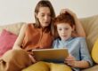 genitori-in-linea-come-connettersi-con-i-figli-pexels-julia-m-cameron-4145349